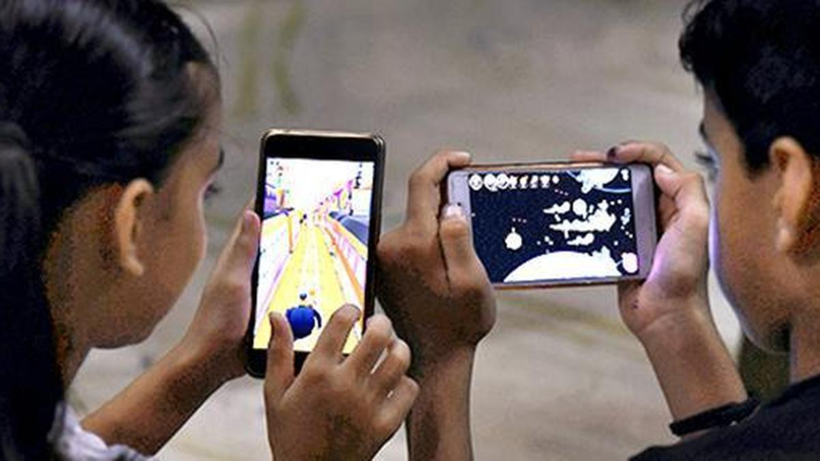 EU Plans Social Media Restrictions for Children Under 15