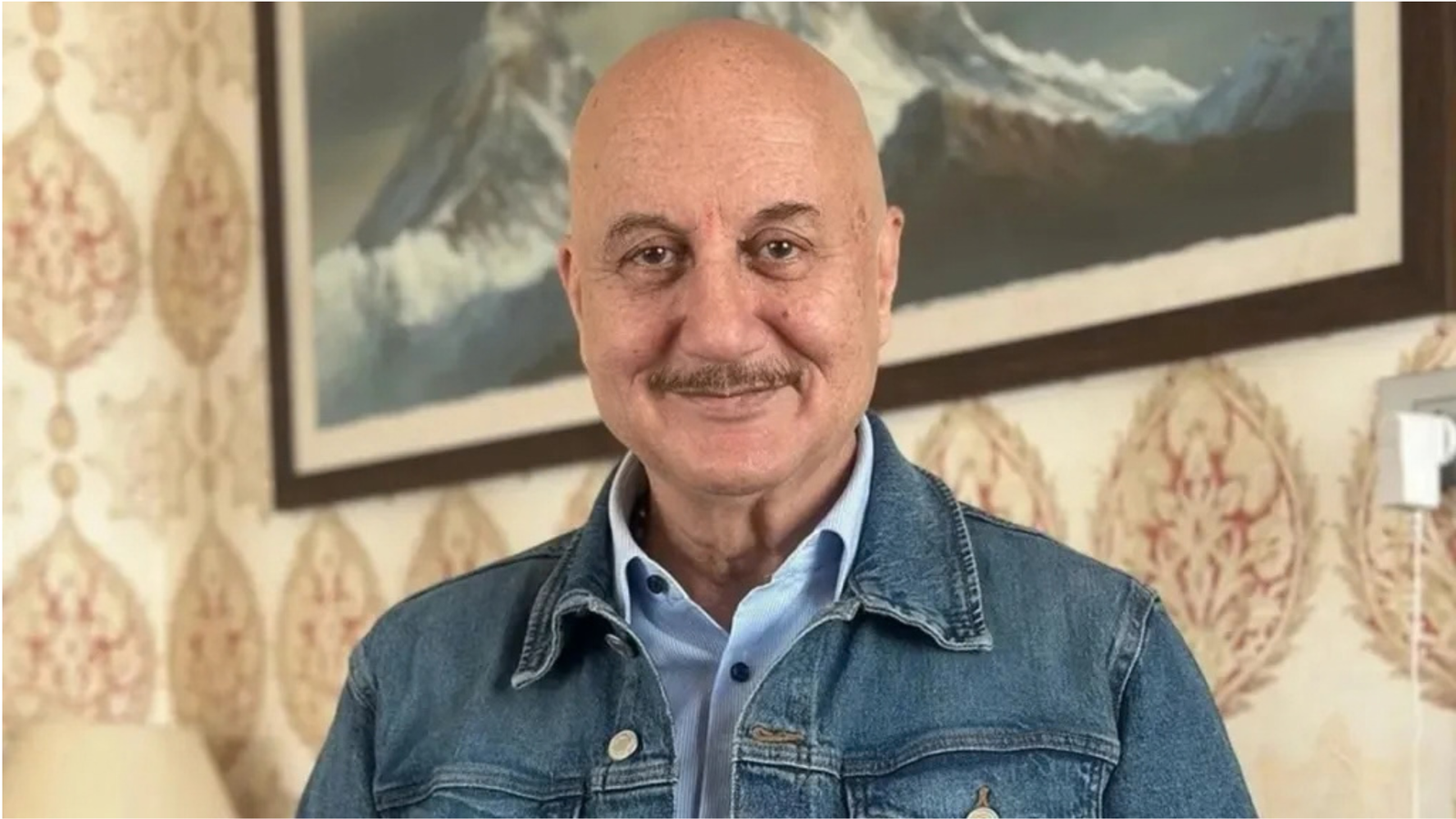 Anupam Kher’s Diet at 71: Nutritionist Explains His Habits