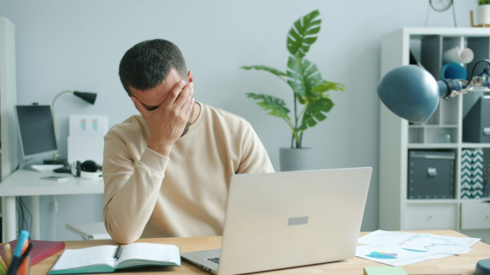 Stresslaxing: Why Relaxing Can Feel Surprisingly Stressful
