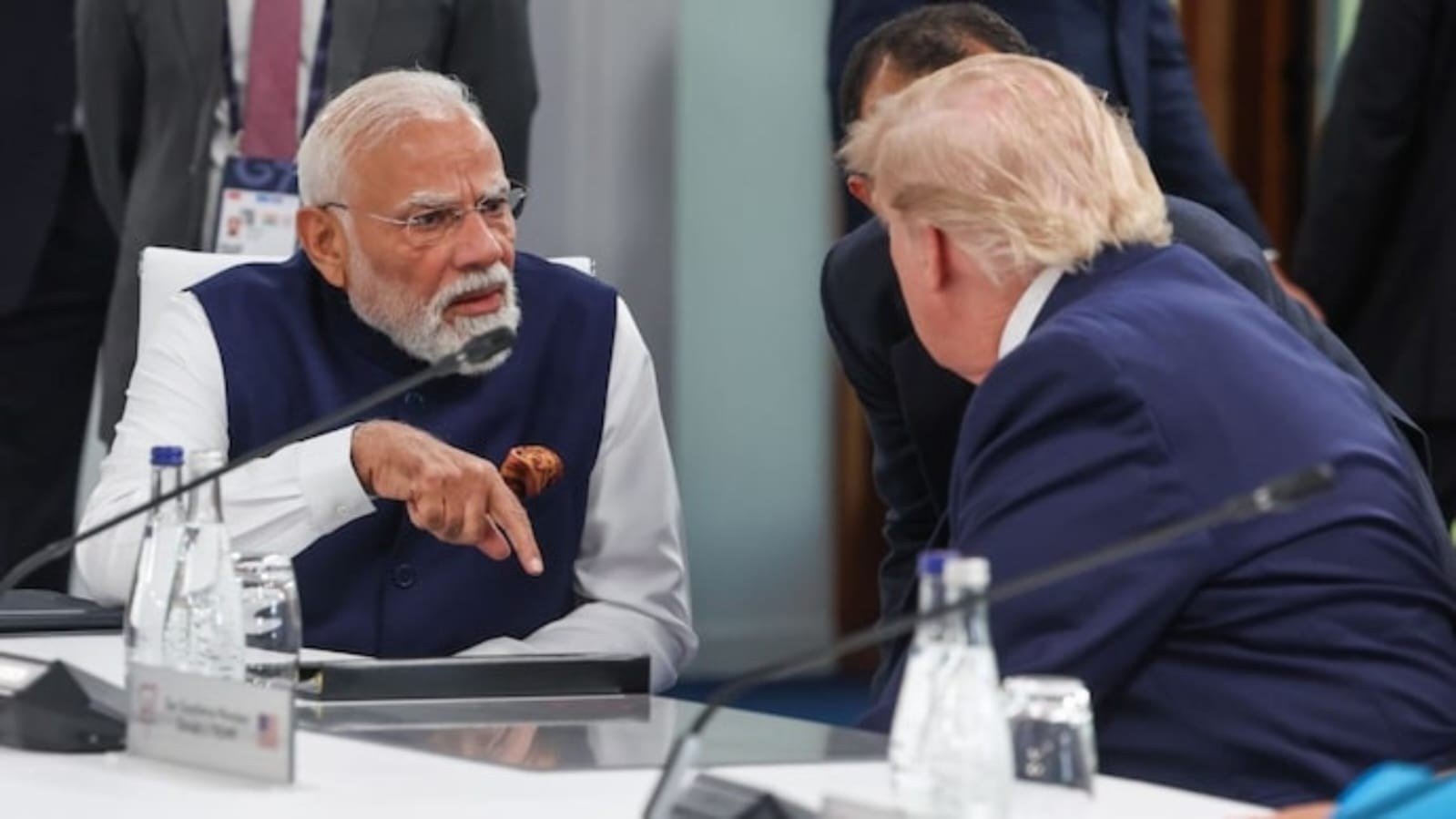 अमेरिका भारत पर क्यों बढ़ा रहा है टैरिफ का दबाव?