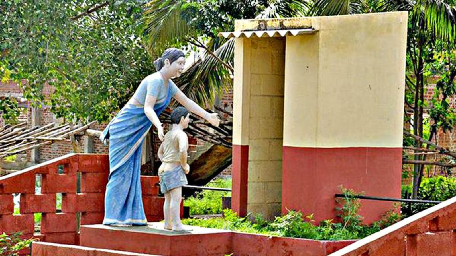 5 Crore Indian Children Lack School Sanitation Access