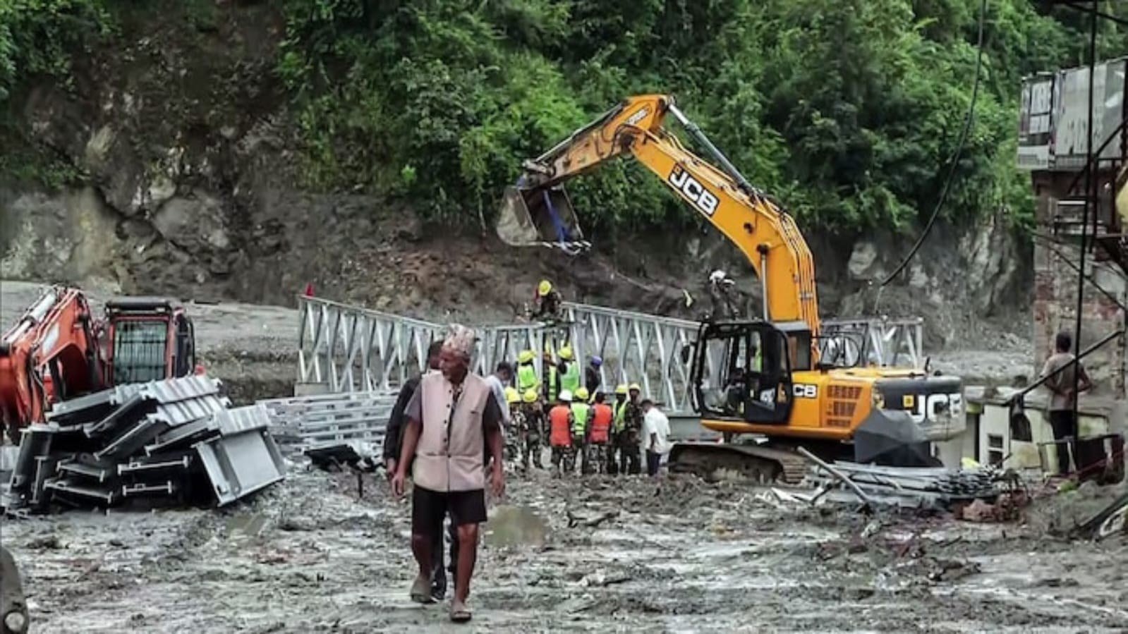 नेपाल में विनाशकारी बाढ़, चीन के डेटा पर क्यों उठे सवाल?