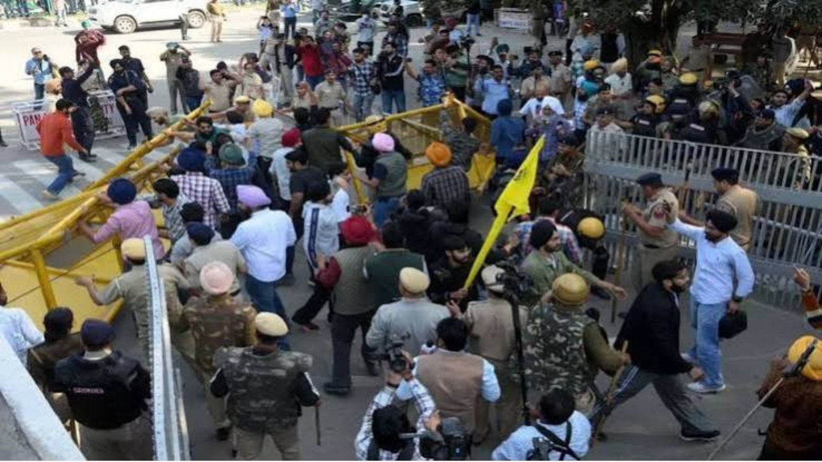 PU Warns Students Against Unverified Information Amid Unrest