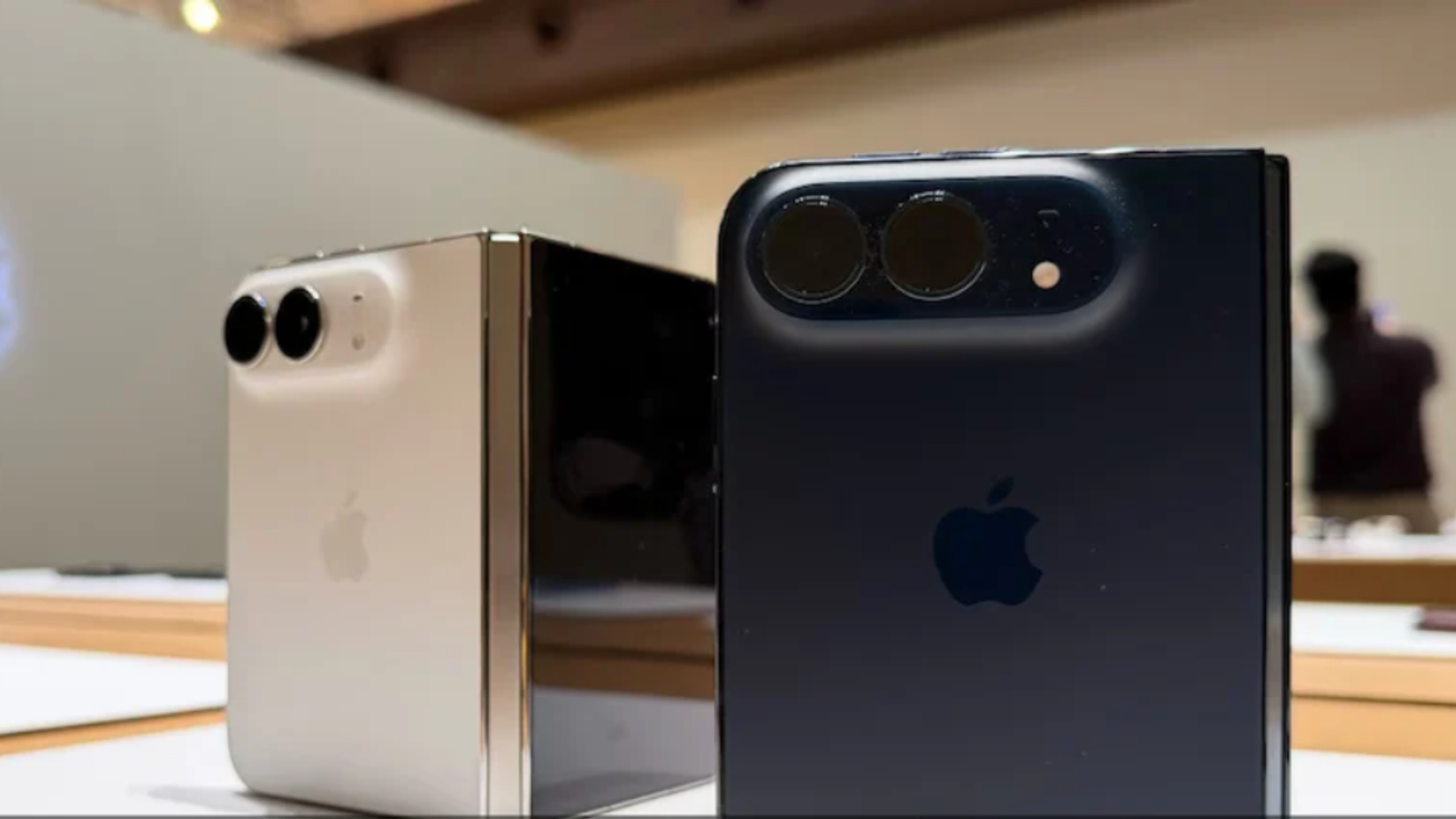 Fake iPhone Duo Site Targets Crypto Wallets With Malware