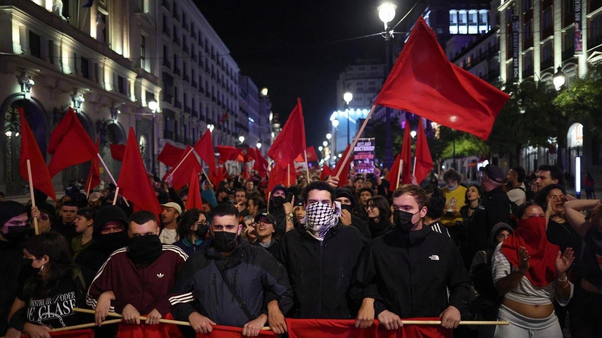 Fresh Protests Erupt in Spain After Housing Measures Defeated