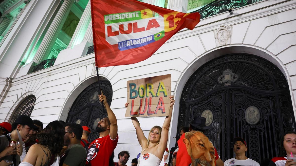 Brazil Election 2026: Flavio Bolsonaro Surprises Polls, Faces Lula in Runoff
