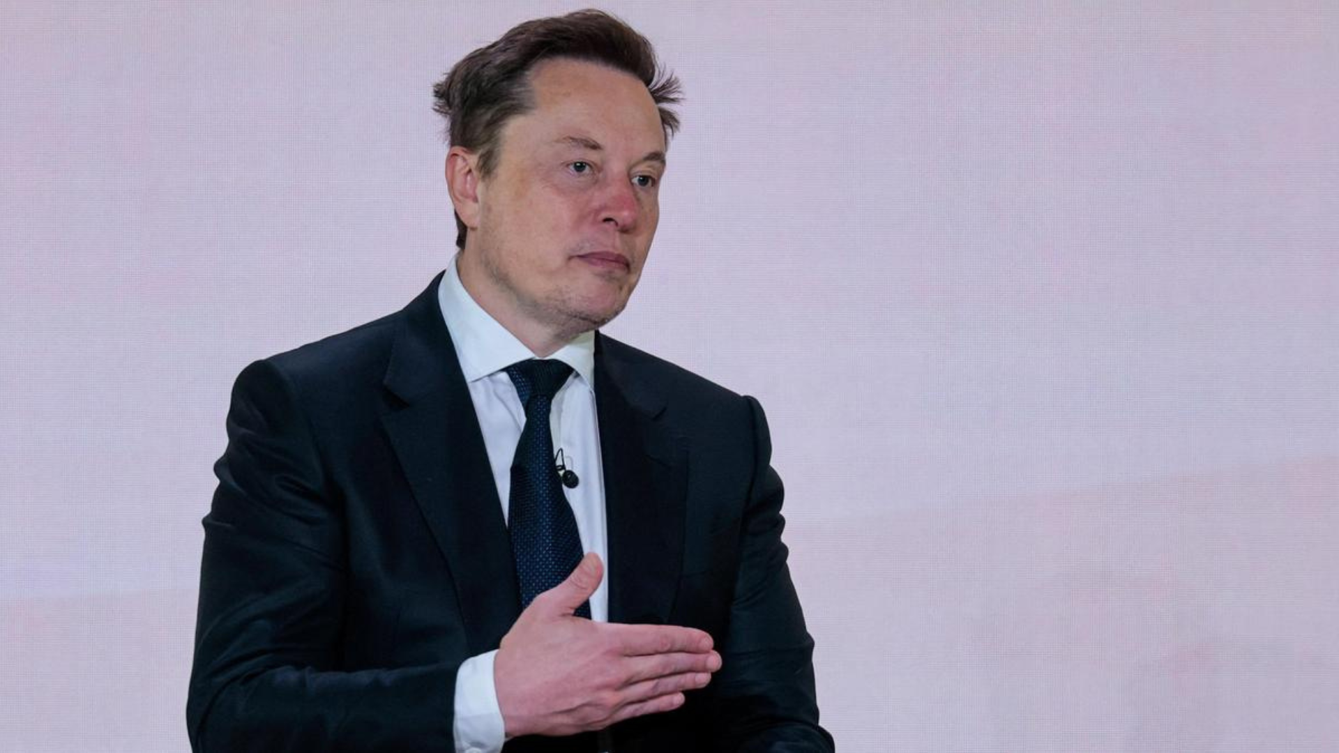 Elon Musk says SpaceXAI will be renamed SpaceXSI following Trump’s push for the term “Super Intelligence”.