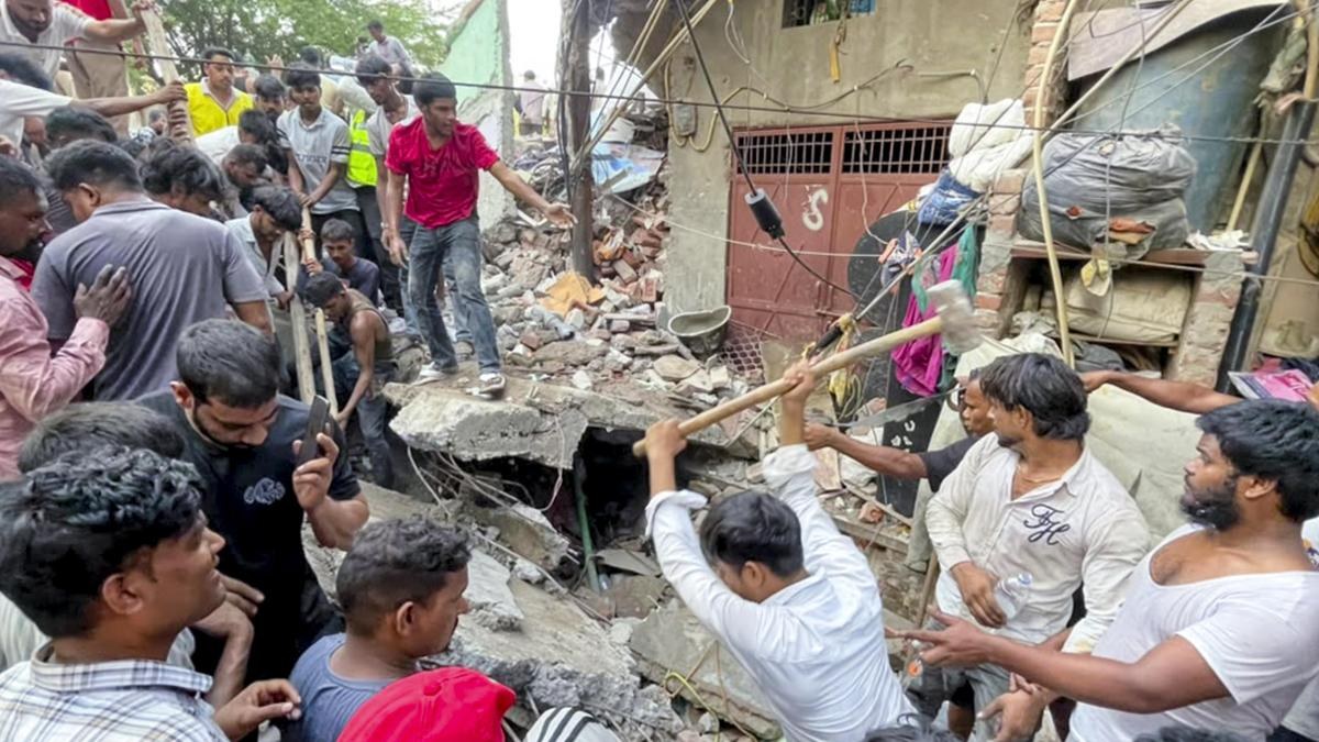Seemapuri Building Collapse: Rescue Ops Underway, Several Feared Trapped