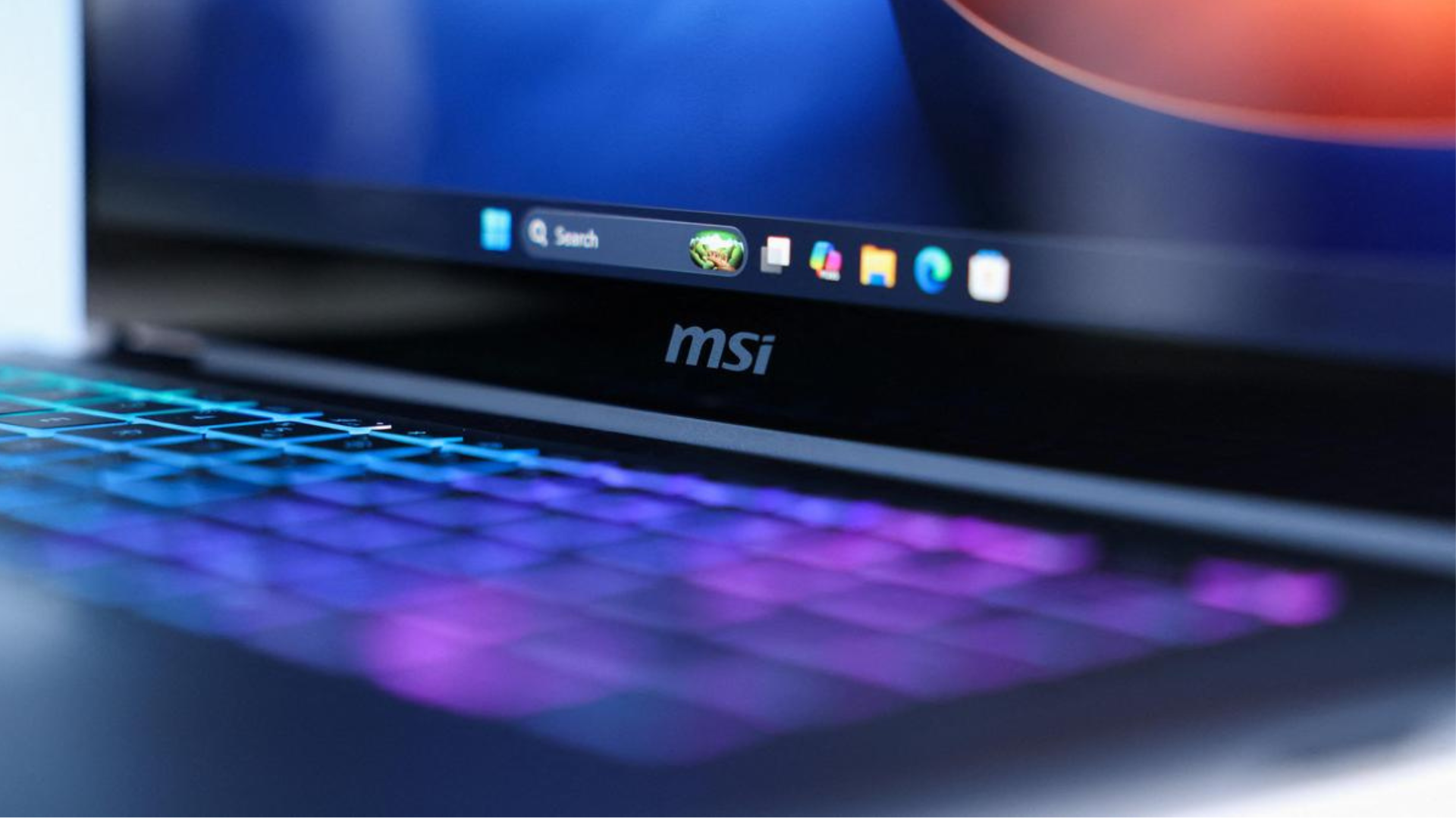 Microsoft’s Surface Laptop Ultra combines Nvidia hardware with local AI capabilities and cloud-based computing.