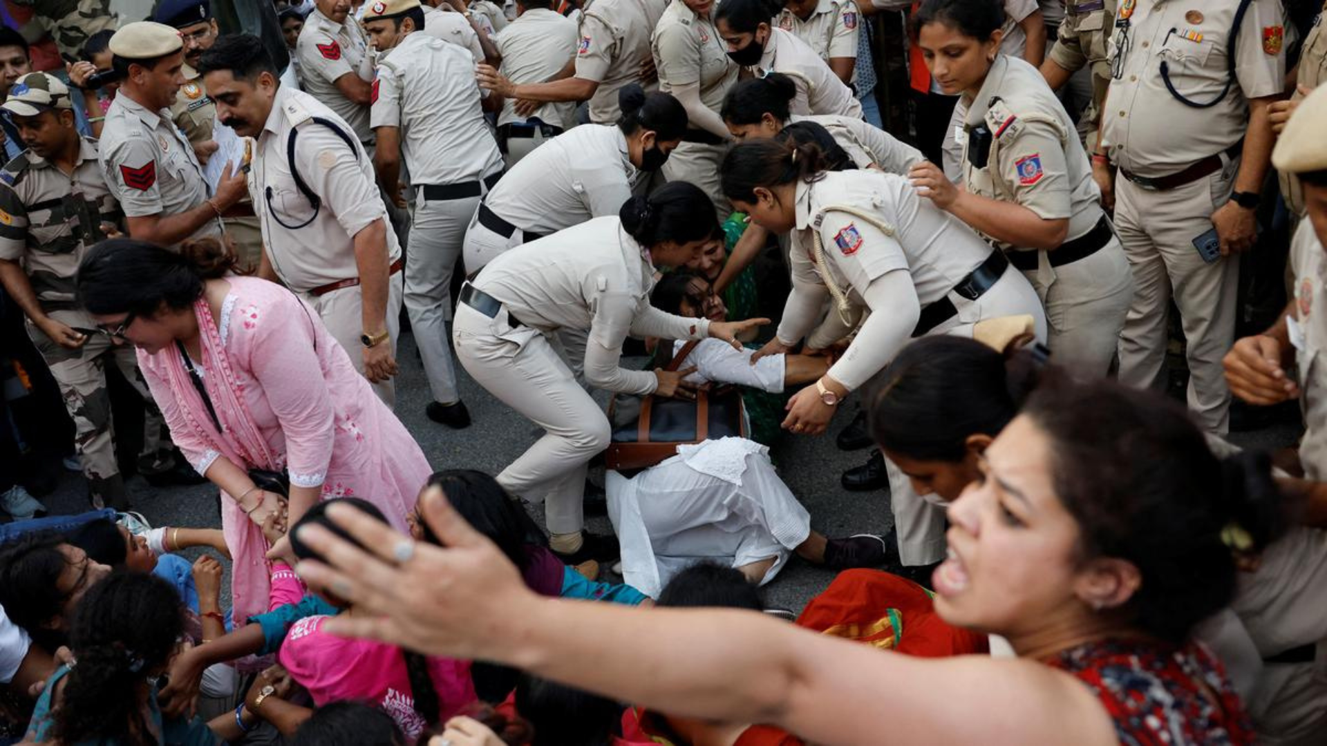 Delhi Police Tracks 500 People, 200 Channels Ahead of Protest