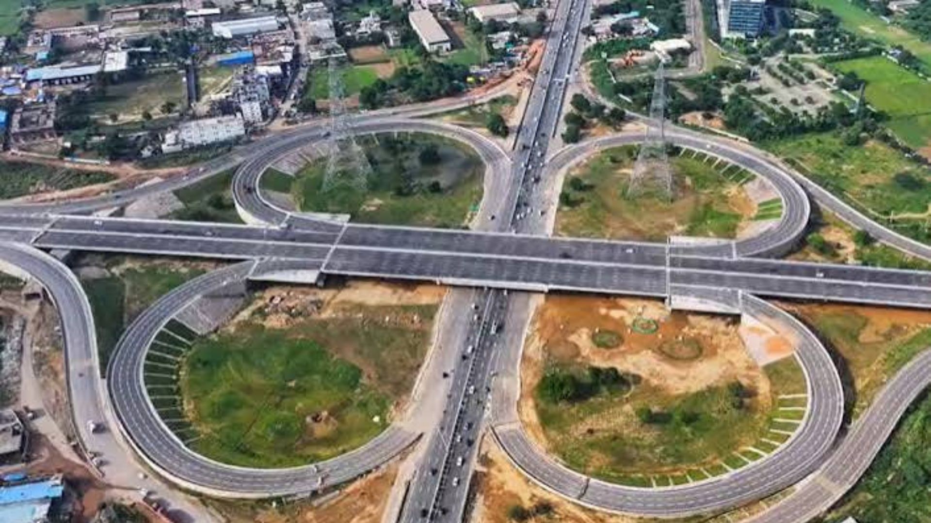 AI-powered cameras and intelligent traffic management systems are helping modernise highway monitoring across India.