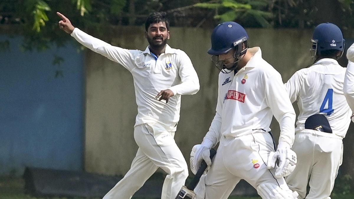 Bengal Beat Delhi by 9 Wickets in Kalyani