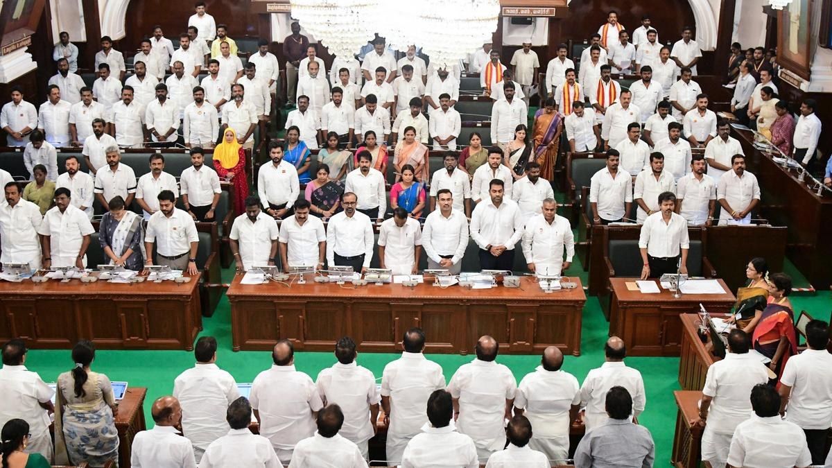 Supreme Court Seeks Centre’s Response on MLAs Resigning to Switch Parties