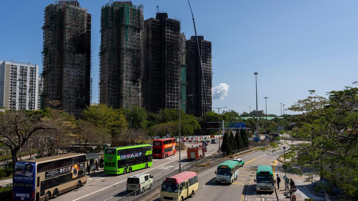 Hong Kong Housing Secretary Resigns After Fire Investigation Finds Oversight Failures