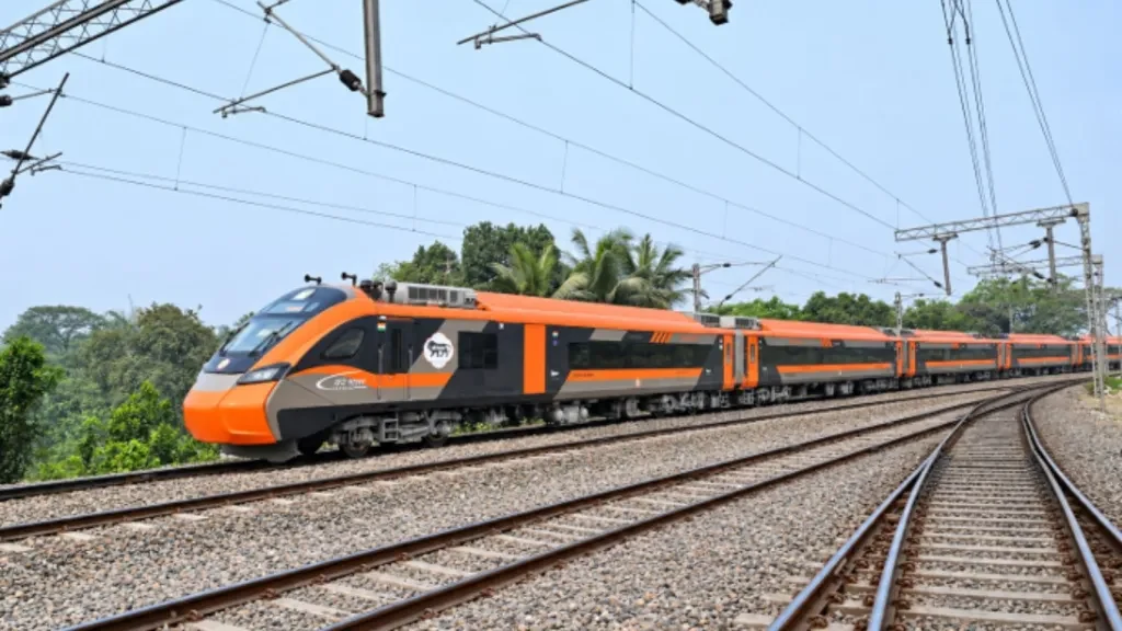 New Vande Bharat Sleeper Between Varanasi and Delhi to Start October 31