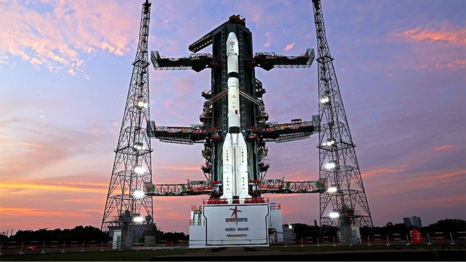 ISRO का GSLV-F18 मिशन आज रात, मजबूत होगा NavIC